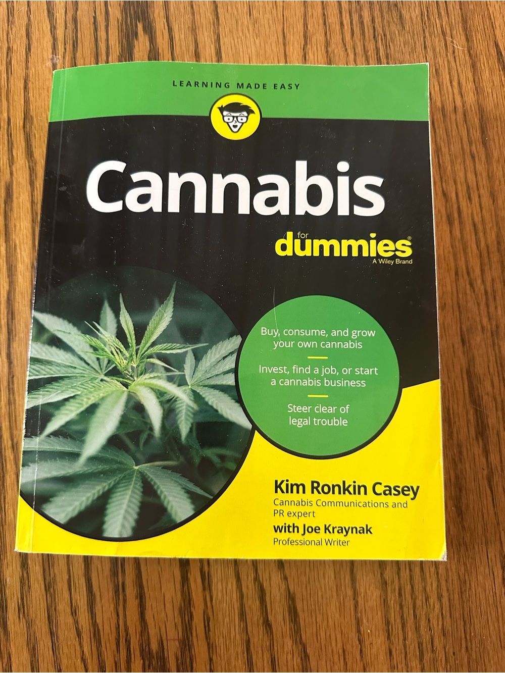 Cannabis for Dummies — — Green and Yellow Cover
